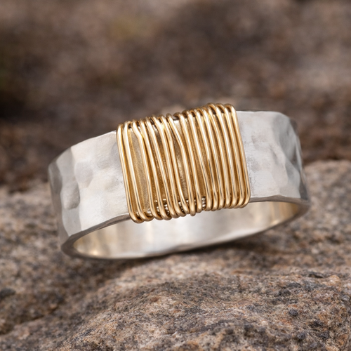 Δαχτυλίδι Boho με Χρυσές Κλωστές