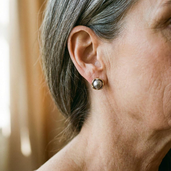 Κομψά Σκουλαρίκια Μαύρης Πέρλας