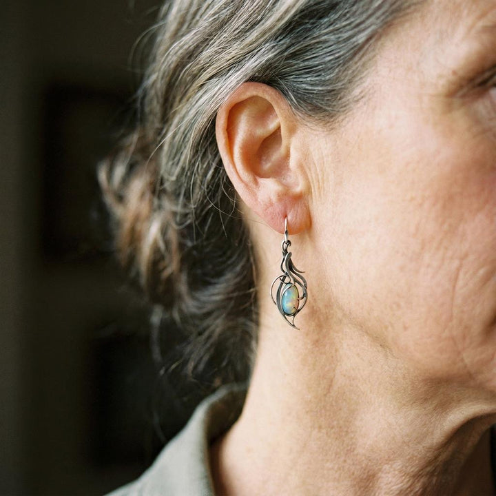 Ρετρό ασημένια σκουλαρίκια με μπλε όπαλ