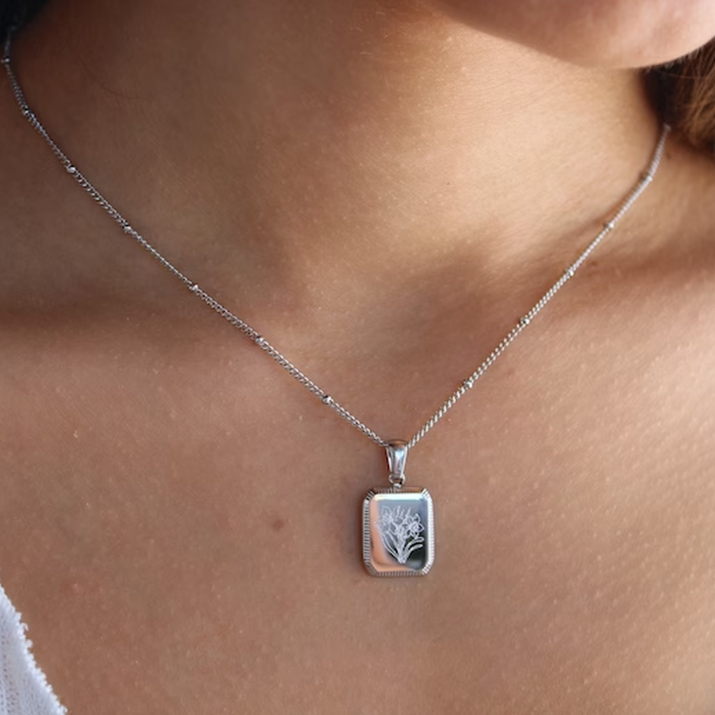 Ρετρό ασημένιο κολιέ