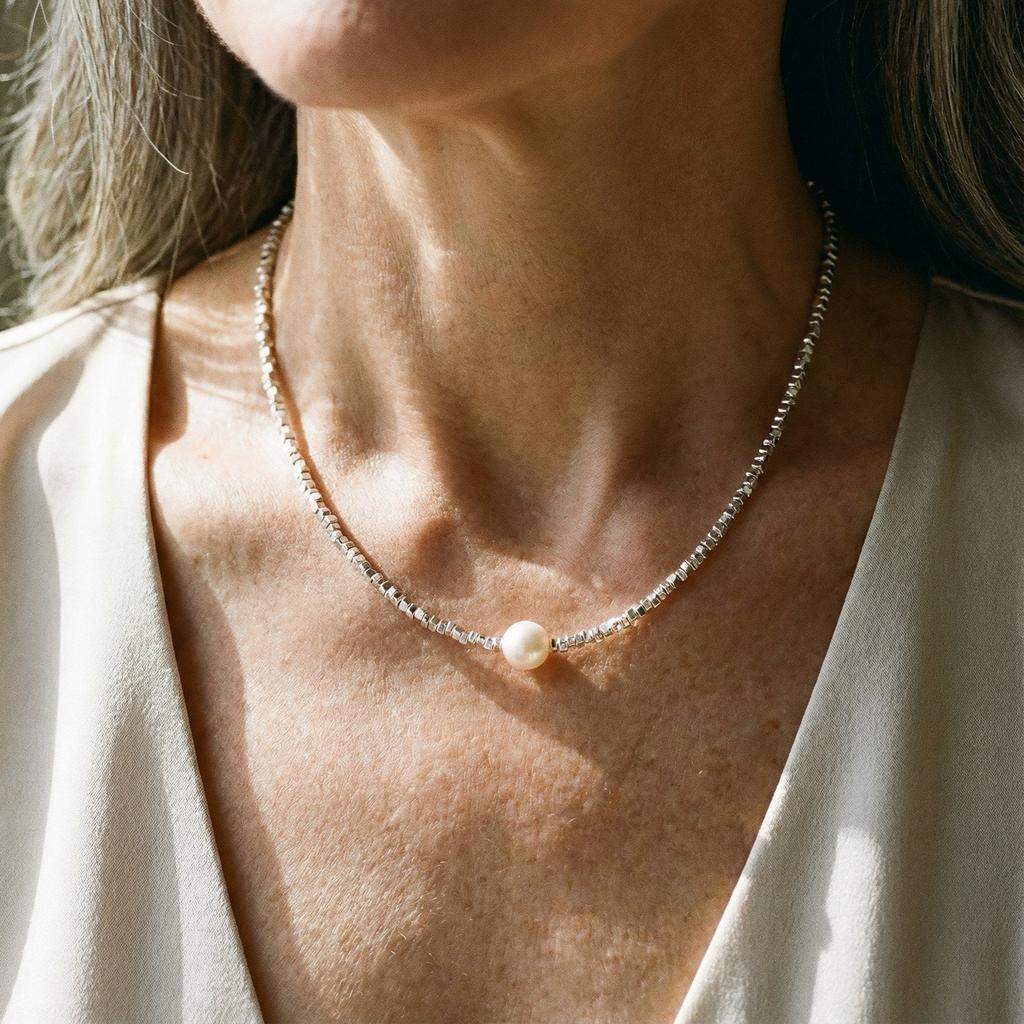 Ρετρό κολιέ με πέρλες